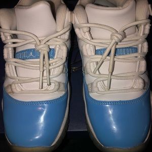 Jordan retro 11 baby blue youth 4.5